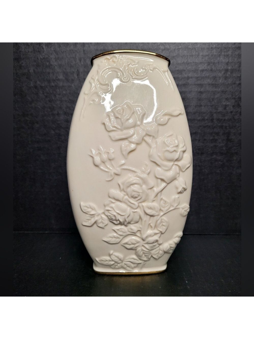 Lenox Squared Off Embossed Roses Vase - Picture 4 of 7